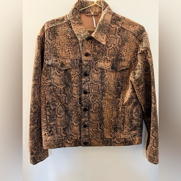 Free People Denim Snake Print Trucker Jacket - Picture 5 of 9